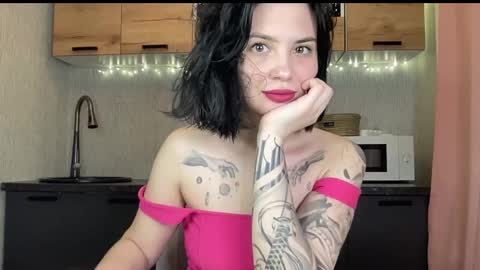 Snapshot of scarletpetal chatting on February 2026 01:20:02 PM scarletpetal online show from February 2026 01:20:02 PM