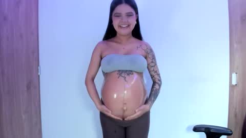 Snapshot of scarletrosee27 chatting on November 2025 06:21:01 PM scarletrosee27 online show from November 2025 06:21:01 PM