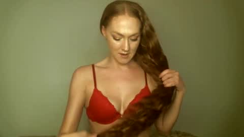 Scarlet Satine online show from December 2024 10:14:02 AM