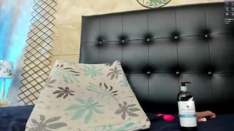 Scarlett online show from May 2026 06:09:01 PM