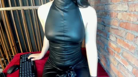 SCARLETT FOX  online show from December 2024 11:26:01 AM