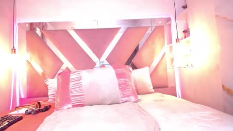 Snapshot of scarlett_boonett chatting on March 2026 03:23:01 AM Scarlett online show from March 2026 03:23:01 AM