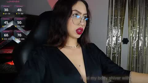 Snapshot of scarlett_buttock chatting on January 2025 12:36:01 PM Scarlett online show from January 2025 12:36:01 PM