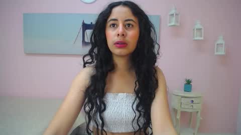 Snapshot of scarlett_clyde chatting on January 2026 12:32:02 PM Scarlett online show from January 2026 12:32:02 PM