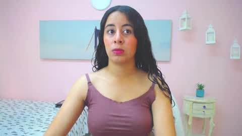 Snapshot of scarlett_clyde chatting on February 2026 01:42:02 PM Scarlett online show from February 2026 01:42:02 PM