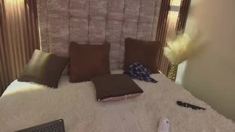 Scarlett Collins online show from March 2025 06:41:01 AM