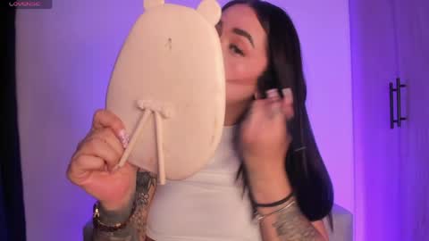 Snapshot of scarlett_collins_ chatting on April 2026 05:08:01 AM SCARLETT COLLINS online show from April 2026 05:08:01 AM