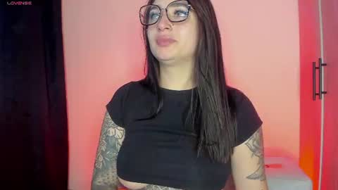 SCARLETT COLLINS online show from June 2026 01:52:01 PM