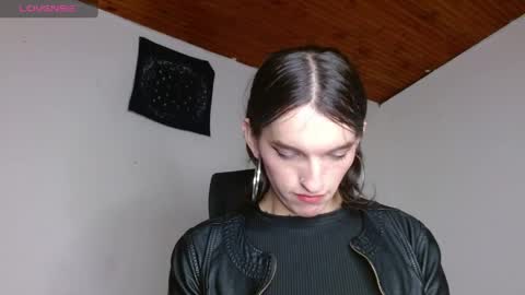 scarlet online show from April 2026 04:59:01 AM