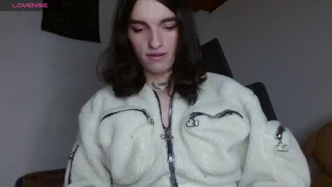 scarlet online show from April 2026 07:56:02 PM