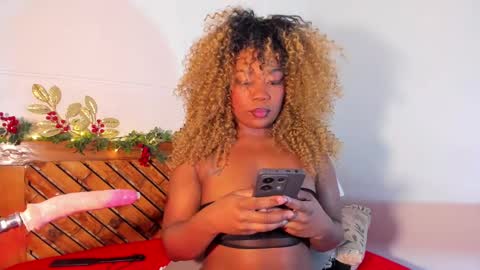 Snapshot of scarlett_diaz17 chatting on December 2024 11:54:01 AM Mariana online show from December 2024 11:54:01 AM