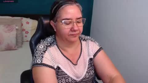 Scarlett  online show from June 2026 11:33:02 PM