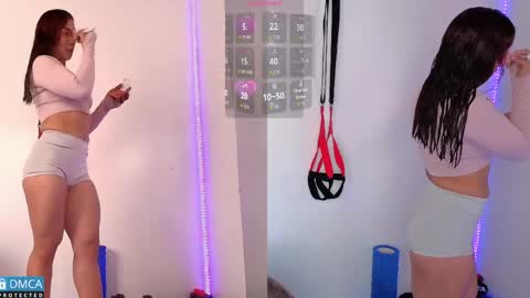 Snapshot of scarlett_fire5 chatting on May 2026 05:07:02 PM scarlett_fire5 online show from May 2026 05:07:02 PM