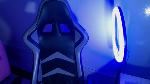 scarlett_jhonson_ch online show from April 2026 01:05:02 PM