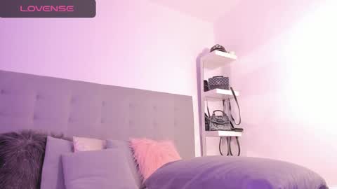 Snapshot of scarlett_jones__ chatting on December 2024 04:44:01 AM Scarlett jones online show from December 2024 04:44:01 AM