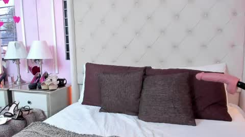 scarlett_leblanc_ online show from May 2026 04:04:02 PM