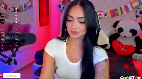 Snapshot of scarlett_luv chatting on June 2026 02:45:01 AM Kim online show from June 2026 02:45:01 AM
