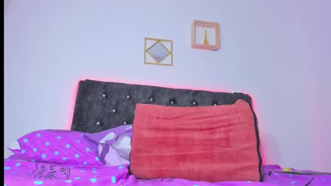 Snapshot of scarlett_monn chatting on October 2025 03:36:01 AM Scarlett online show from October 2025 03:36:01 AM