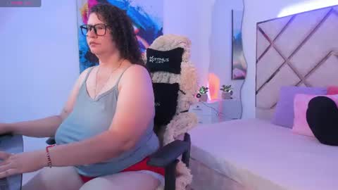 vanessa online show from June 2026 07:51:02 PM