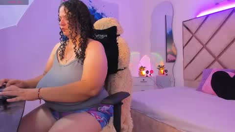 vanessa online show from July 2026 02:18:02 PM
