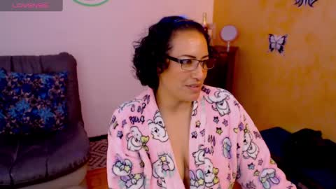Snapshot of scarlett_sax chatting on December 2024 01:21:01 AM Scarlett sax online show from December 2024 01:21:01 AM