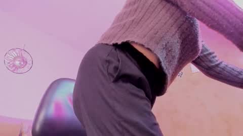 Scarlett sax online show from January 2026 11:07:01 PM