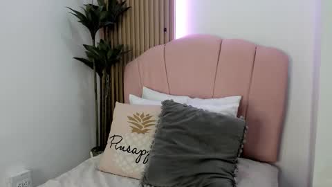 scarlett smith 3 online show from October 2025 03:18:02 AM