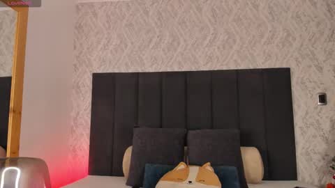 Scarlett online show from December 2025 04:08:02 AM