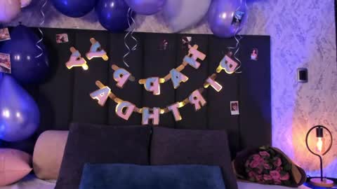 Scarlett online show from June 2026 06:32:02 AM