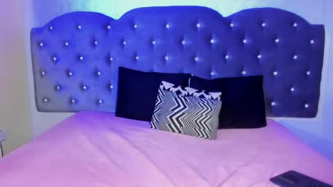 scarlett_venom_ online show from May 2026 08:25:01 PM