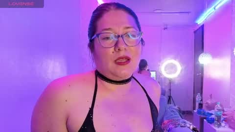 scarlett_widow online show from May 2026 03:36:01 AM