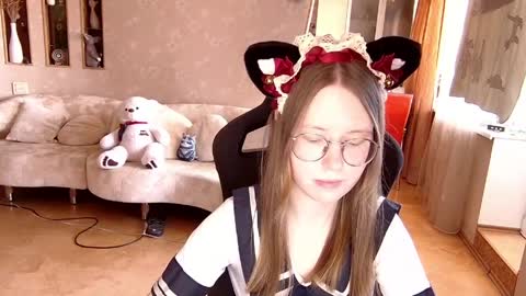 scarletta_ online show from March 2026 09:31:02 AM