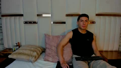 Snapshot of scarlettandlucas chatting on January 2026 08:23:01 PM Scarlett and Lucas online show from January 2026 08:23:01 PM