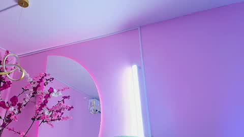 Snapshot of scarlette04 chatting on March 2025 02:46:02 AM SCARLETTE online show from March 2025 02:46:02 AM