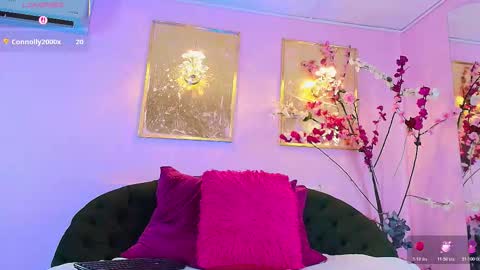 Snapshot of scarlette04 chatting on February 2026 08:49:01 PM SCARLETTE online show from February 2026 08:49:01 PM