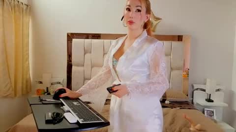 scarlette_tsunade online show from March 2026 04:28:02 PM