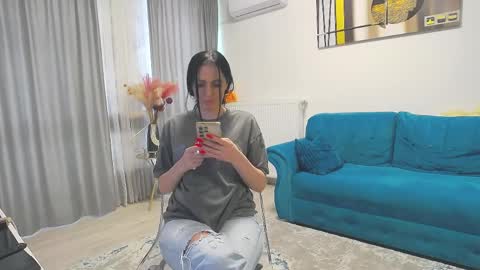 Scarlett online show from March 2026 02:39:02 PM