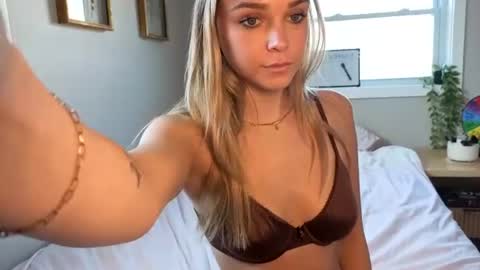 Scarlett online show from July 2026 01:17:02 PM