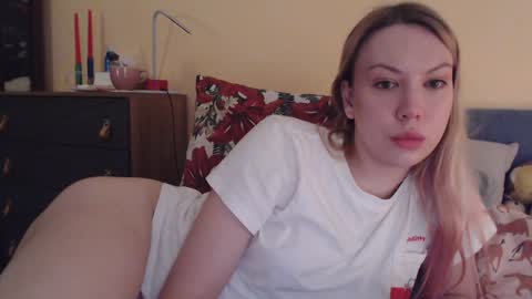 Scarlett online show from December 2024 01:40:02 PM