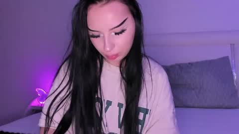 scarlettjakobs online show from May 2026 05:04:01 AM