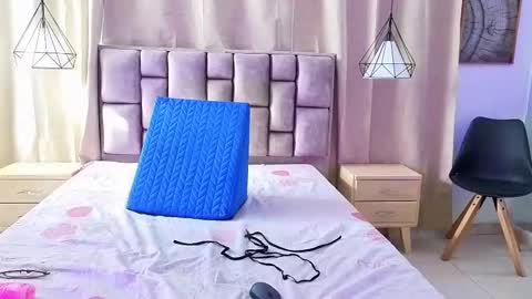 Snapshot of scarlettjonson_ chatting on February 2026 01:21:02 PM scarlettjonson_ online show from February 2026 01:21:02 PM