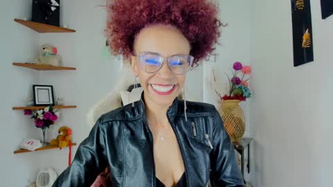 Snapshot of scarlettmalbec chatting on December 2024 10:29:01 PM Scarlett online show from December 2024 10:29:01 PM