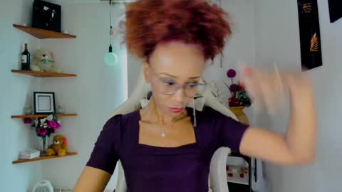 Snapshot of scarlettmalbec chatting on January 2025 10:19:01 PM Scarlett online show from January 2025 10:19:01 PM