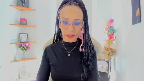 Snapshot of scarlettmalbec chatting on January 2025 04:29:02 PM Scarlett online show from January 2025 04:29:02 PM