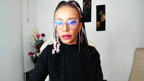 Snapshot of scarlettmalbec chatting on February 2025 11:33:02 PM Scarlett online show from February 2025 11:33:02 PM