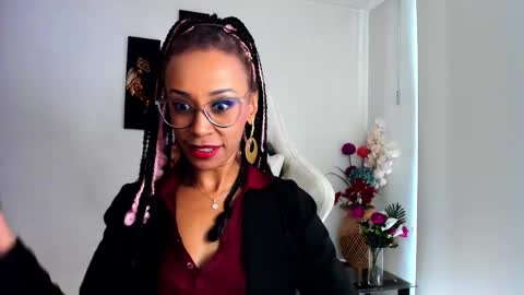 Snapshot of scarlettmalbec chatting on February 2025 08:47:01 PM Scarlett online show from February 2025 08:47:01 PM