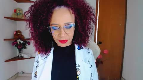 Snapshot of scarlettmalbec chatting on October 2025 09:10:02 PM Scarlett online show from October 2025 09:10:02 PM