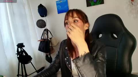 Scarlett online show from April 2026 08:44:02 PM
