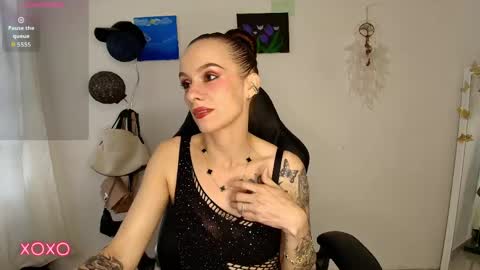 Scarlett online show from April 2026 10:15:01 PM