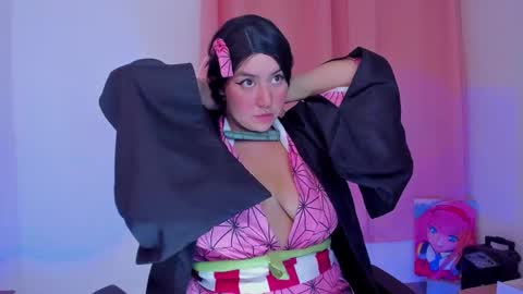 Snapshot of scarlettqueen56 chatting on January 2025 04:55:01 AM chloe online show from January 2025 04:55:01 AM